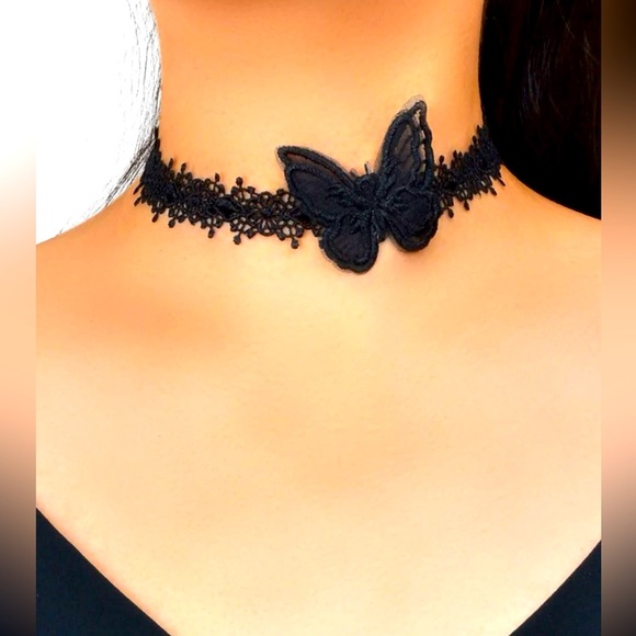 Black Butterfly Choker - Picture 1 of 5
